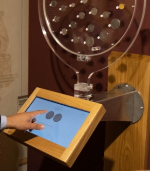 Monetiere Interattivo Rotante