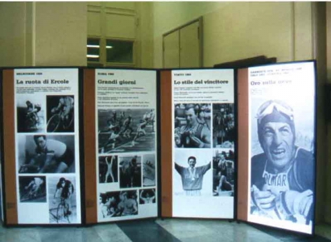 Pannelli espositivi modulari: LINEA CLIPPER