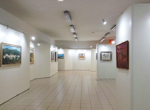 Parete espositiva autoportante modulare e bifacciale per pinacoteche e gallerie d'arte della LINEA OSTENDO