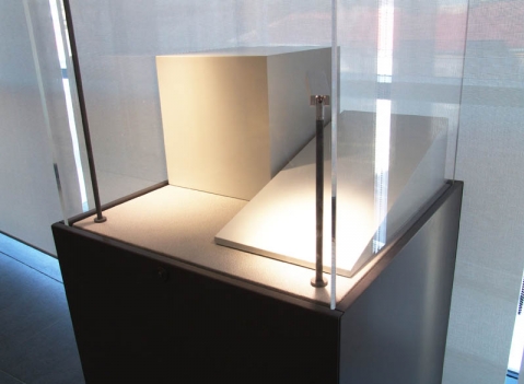 Vetrine espositive per musei linea Theca