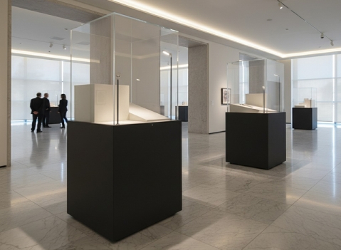 Vetrine espositive per musei linea Theca